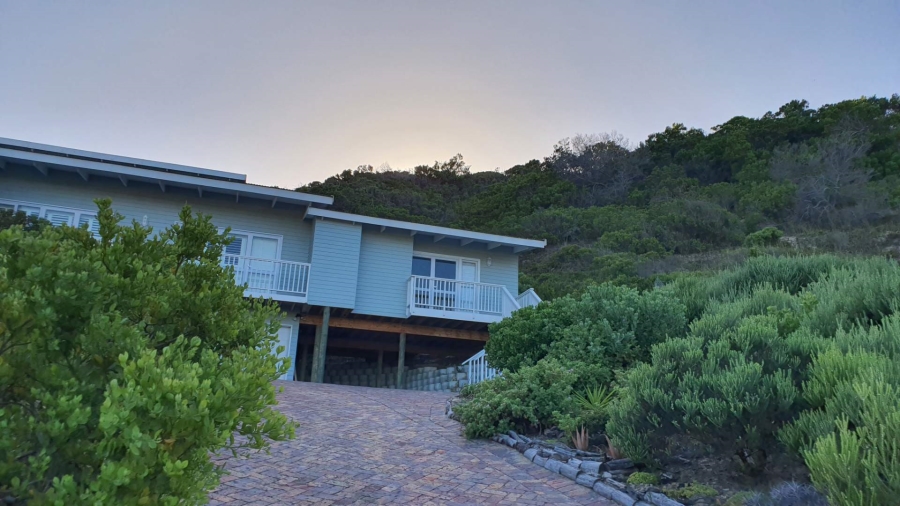 To Let 1 Bedroom Property for Rent in Cola Beach Western Cape